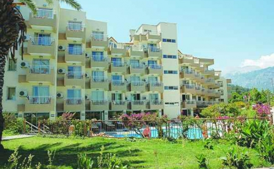 ViKiNG NONA BEACH HOTEL